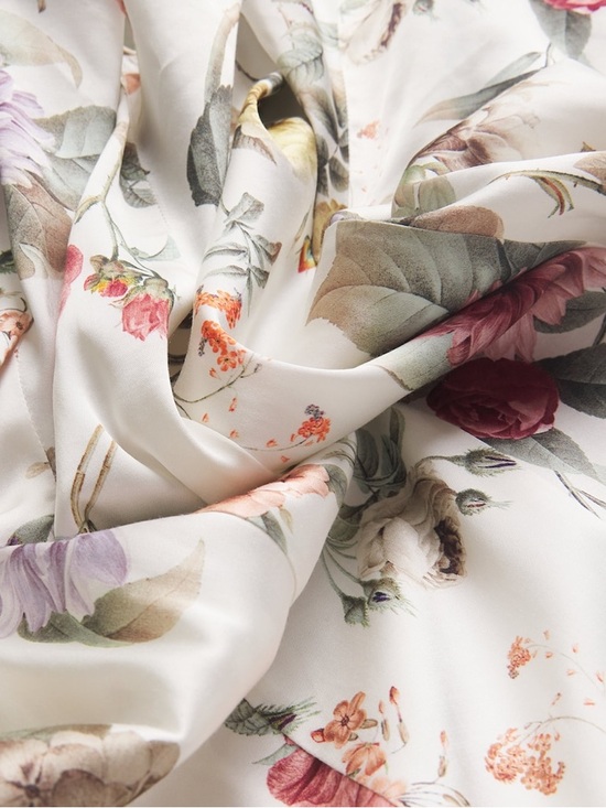 ALICE+OLIVIA Floral Julietta Mini Dress
Floral Print Dress 12 - Picture 5 of 9